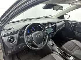 Toyota Auris (2018) thumbnail 36
