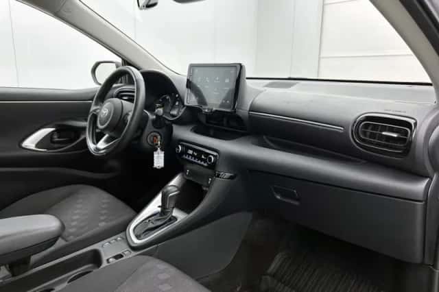 Toyota Yaris (2025) thumbnail 6