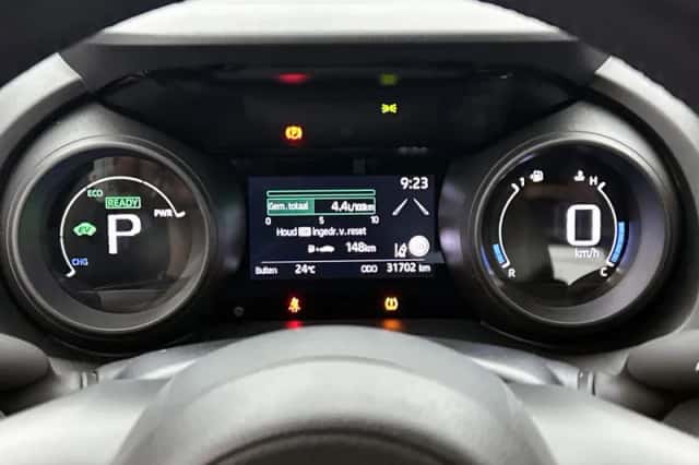 Toyota Yaris (2022) thumbnail 5