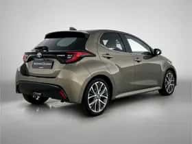 Toyota Yaris (2023) thumbnail 2