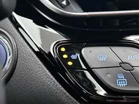 Toyota C-HR (2020) thumbnail 19