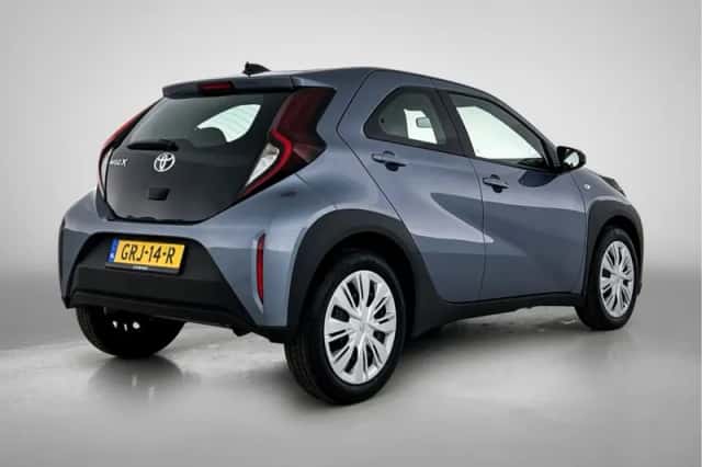 Toyota Aygo (2025) thumbnail 2