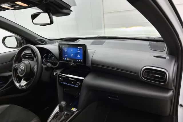 Toyota Yaris_Cross (2024) thumbnail 6