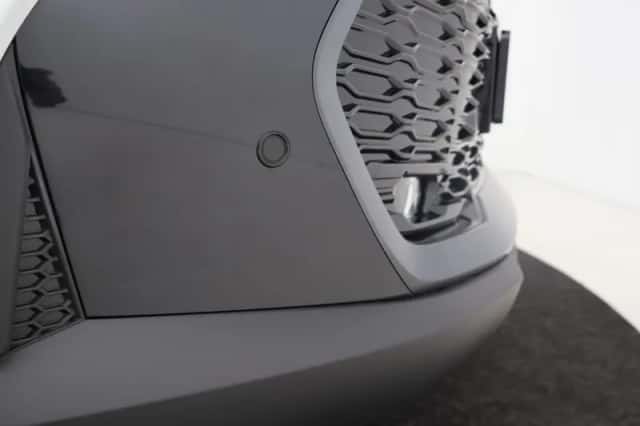 Toyota C-HR (2026) thumbnail 6