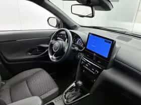 Toyota Yaris_Cross (2025) thumbnail 6