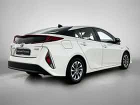 Toyota Prius (2018) thumbnail 40