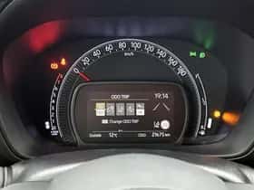 Toyota Aygo (2025) thumbnail 5