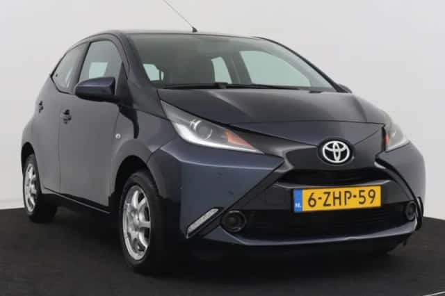 Toyota Aygo (2015) thumbnail 5