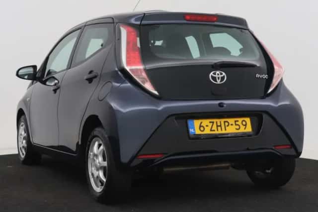 Toyota Aygo (2015) thumbnail 6