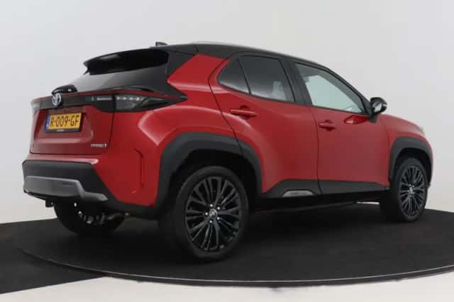 Toyota Yaris_Cross (2022) thumbnail 2