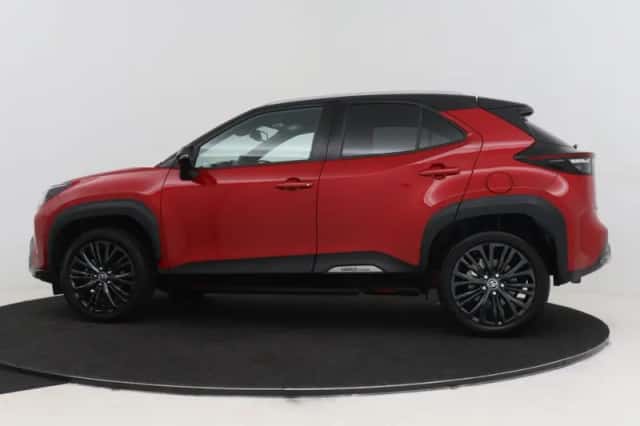 Toyota Yaris_Cross (2022) thumbnail 3