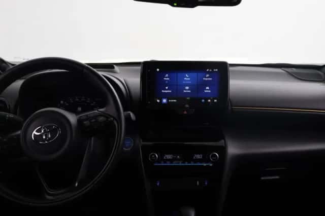 Toyota Yaris_Cross (2022) thumbnail 4