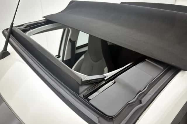 Toyota Aygo (2021) thumbnail 4