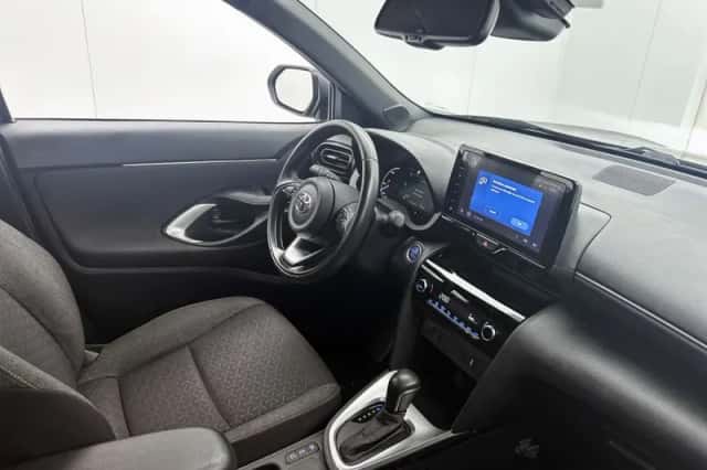 Toyota Yaris_Cross (2023) thumbnail 6