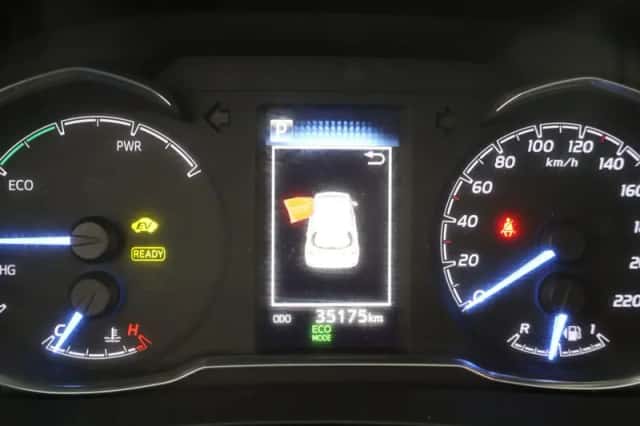 Toyota Yaris (2018) thumbnail 5