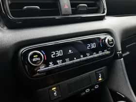 Toyota Yaris (2024) thumbnail 9