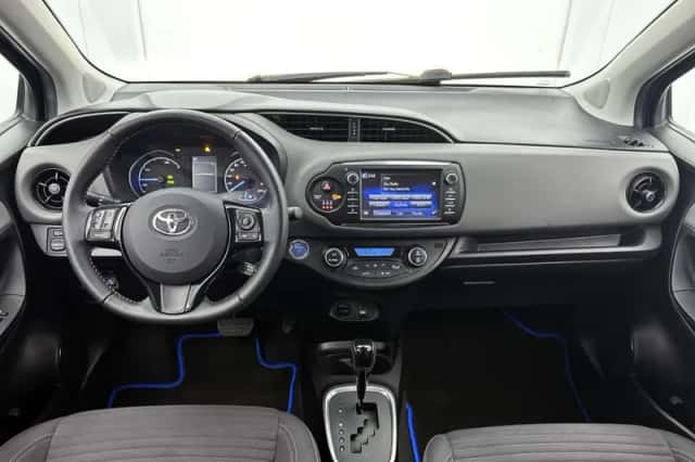 Toyota Yaris (2019) thumbnail 4