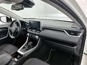Toyota RAV4 (2020) thumbnail 6