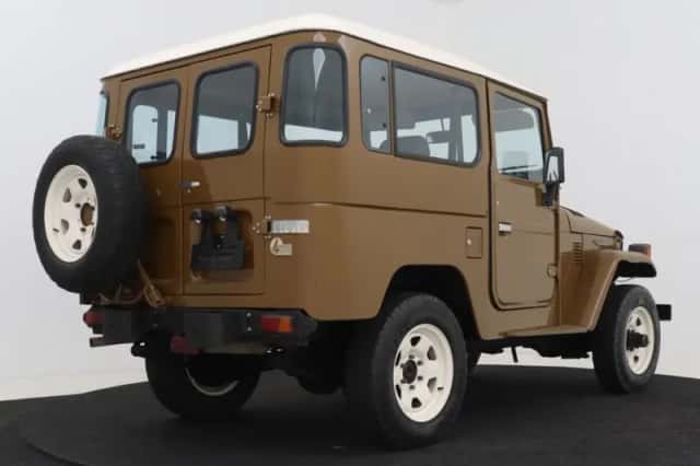 Toyota Land_Cruiser (1982) thumbnail 2