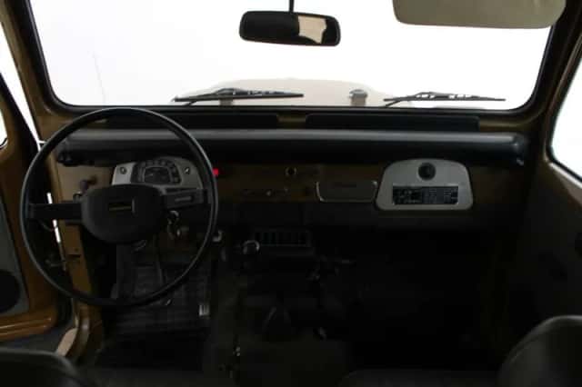 Toyota Land_Cruiser (1982) thumbnail 4