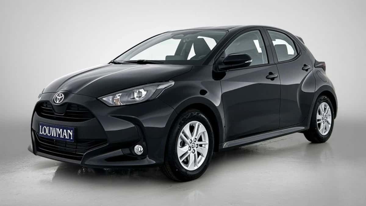 Toyota Yaris (2025) — foto 1