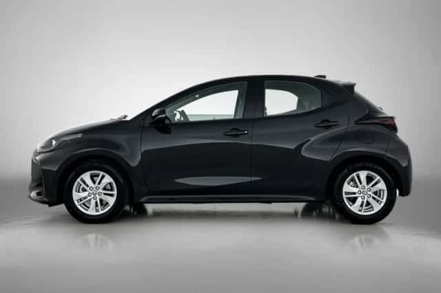 Toyota Yaris (2025) thumbnail 3