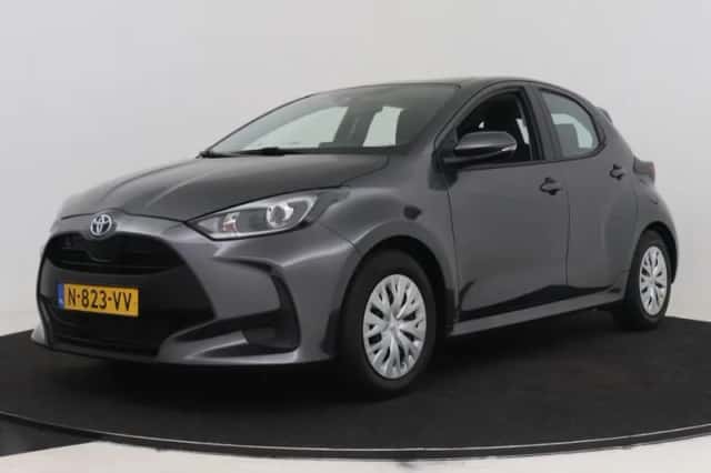 Toyota Yaris (2022) thumbnail 1