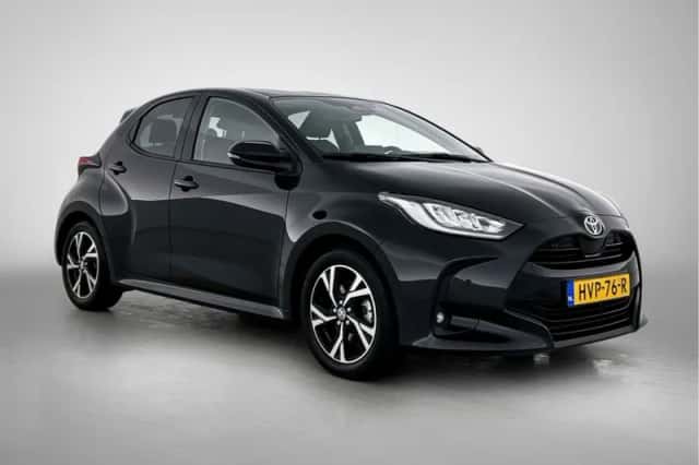 Toyota Yaris (2025) thumbnail 1