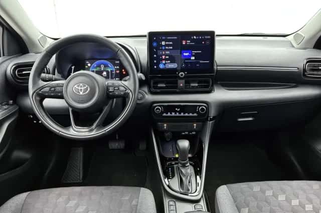 Toyota Yaris (2025) thumbnail 4