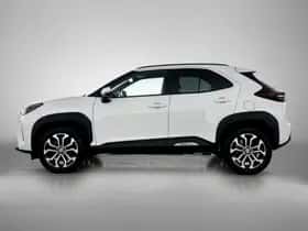 Toyota Yaris_Cross (2024) thumbnail 3