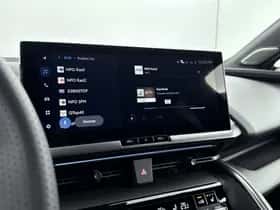 Toyota C-HR (2026) thumbnail 5