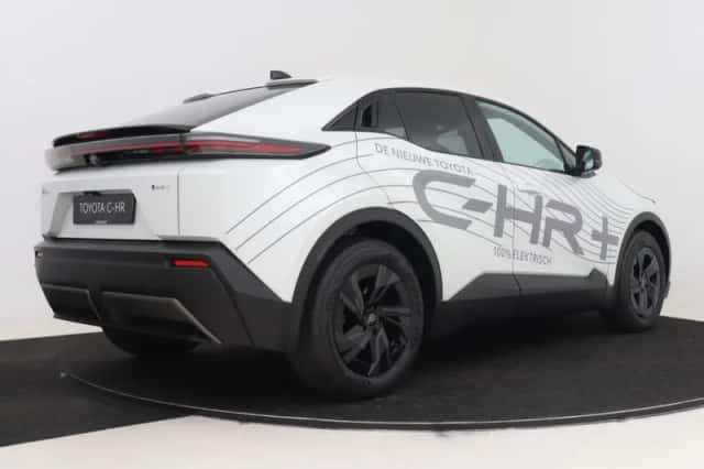 Toyota C-HR+ (2026) thumbnail 2