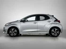 Toyota Yaris (2025) thumbnail 3