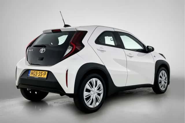 Toyota Aygo (2025) thumbnail 2