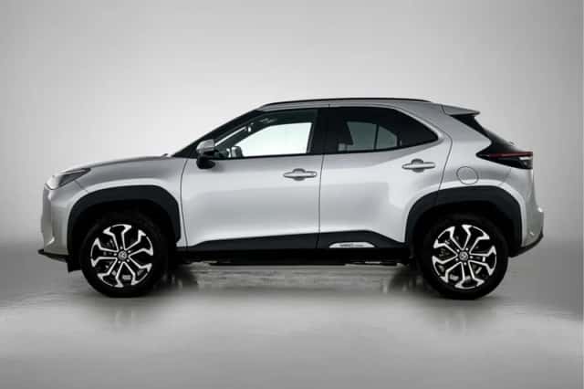 Toyota Yaris_Cross (2025) thumbnail 3