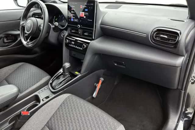 Toyota Yaris_Cross (2025) thumbnail 6