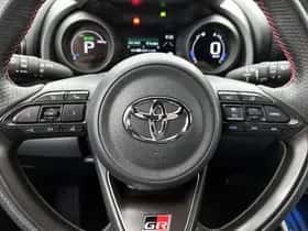 Toyota Yaris (2023) thumbnail 17