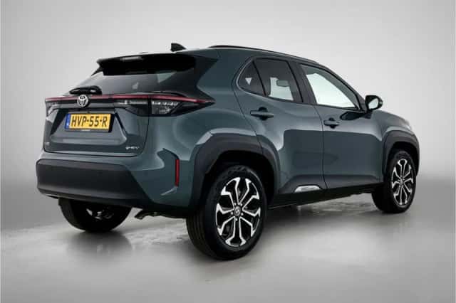 Toyota Yaris_Cross (2025) thumbnail 2