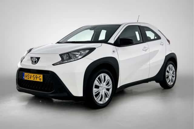 Toyota Aygo (2025) thumbnail 1