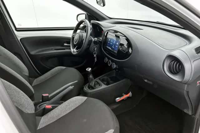 Toyota Aygo (2025) thumbnail 6