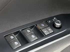 Toyota Camry (2020) thumbnail 23