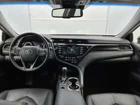 Toyota Camry (2020) thumbnail 4