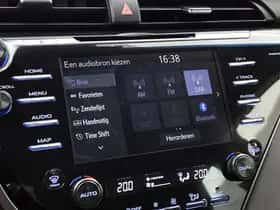 Toyota Camry (2020) thumbnail 9
