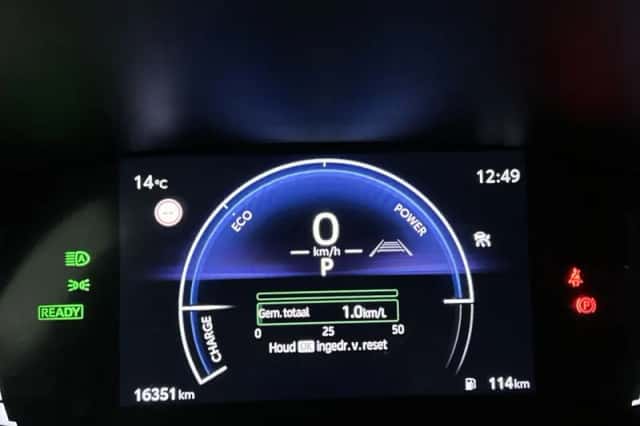 Toyota Yaris_Cross (2024) thumbnail 5