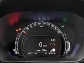 Toyota Aygo (2022) thumbnail 5