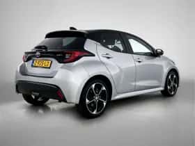 Toyota Yaris (2024) thumbnail 2