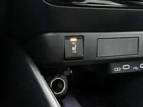 Toyota Yaris (2024) thumbnail 18