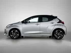 Toyota Yaris (2024) thumbnail 3