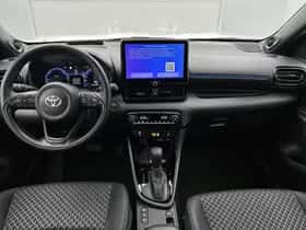 Toyota Yaris (2024) thumbnail 4