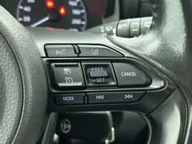 Toyota Yaris (2021) thumbnail 16